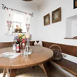 Hinterburghof Séjour à la ferme *