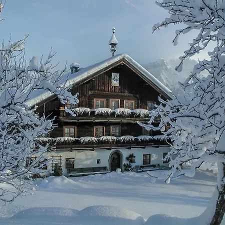 Hinterburghof Bauernhof *