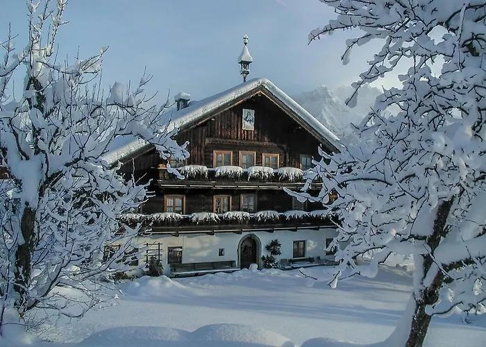 Hinterburghof Feriegård *